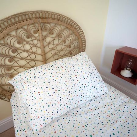 Beautiful Family Home In The Heart Of Суонси Экстерьер фото